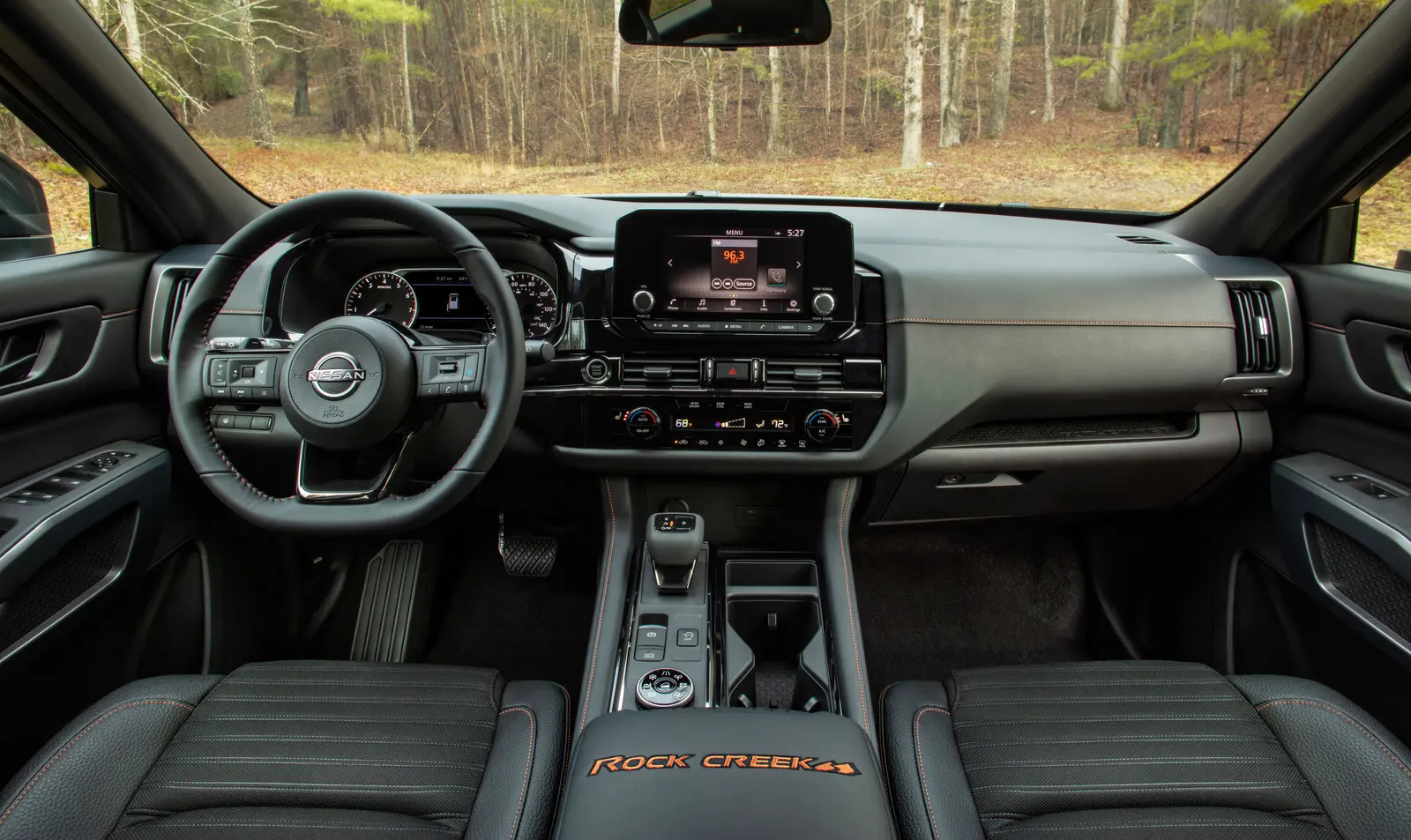 Nissan Pathfinder 2025 Platinum Interior
